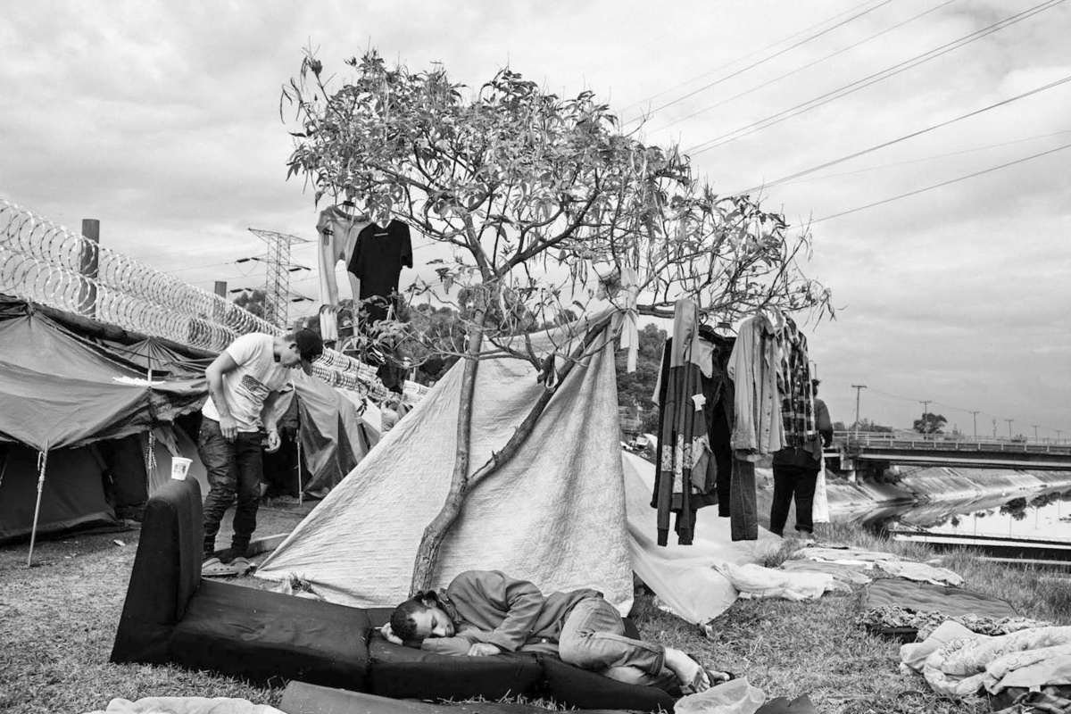 nicolo-filippo-rosso-documentary-photographer-film-by-jose-muniain-central-america-sur-america-migrations-exodus-photodoc-venezuela-colombia-guatemala-VEC-6